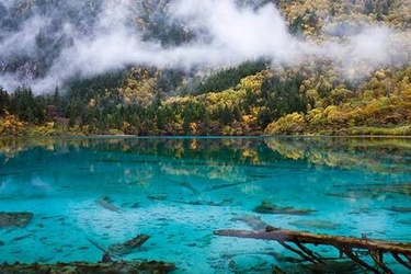Lacul Wuhua Hai sau Lacul Celor Cinci Flori, China